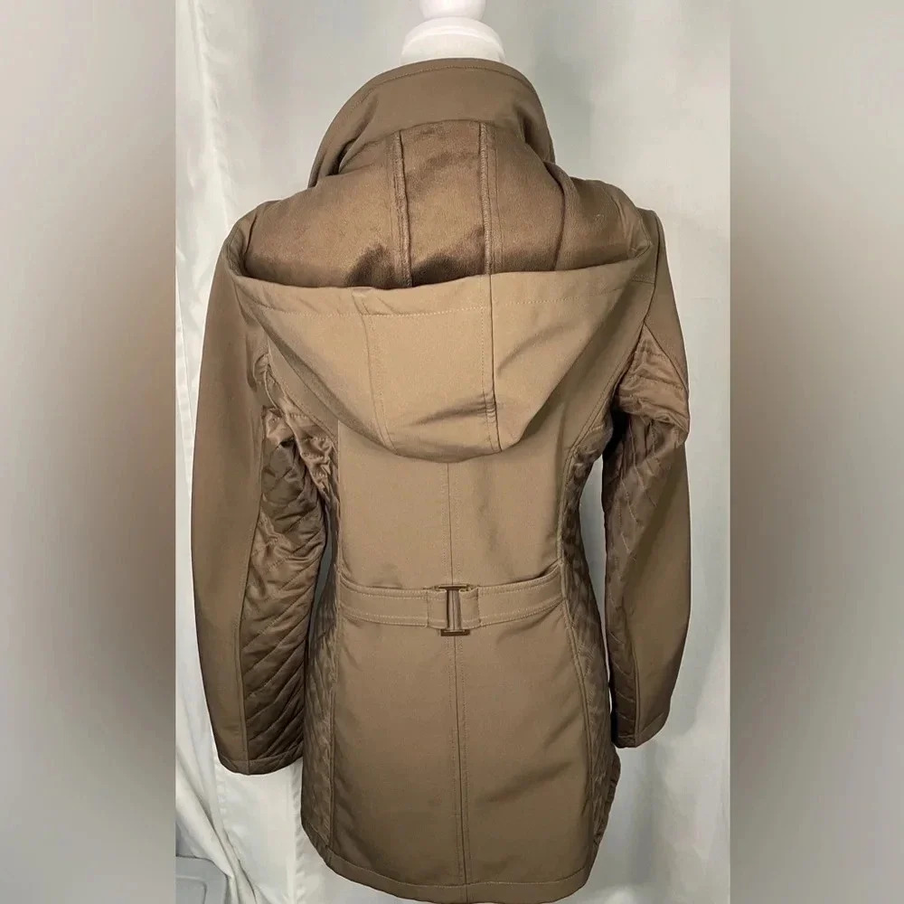 Jones New York women’s quilted hooded poly-spandex‎ coat - Picture 2 of 5